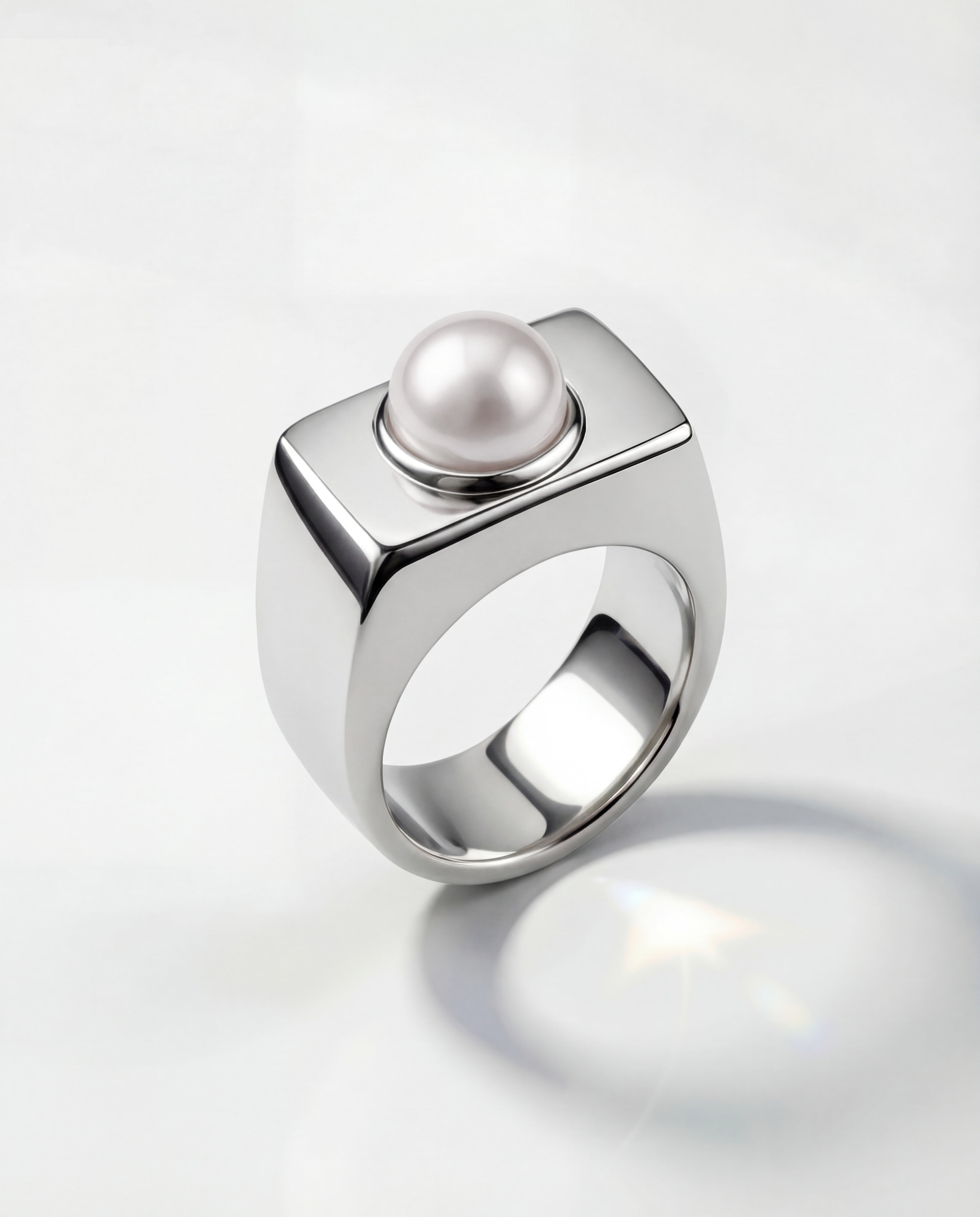 Srebrny pierscionek z perla EONY Studio nowoczesna minimalistyczna bizuteria statement